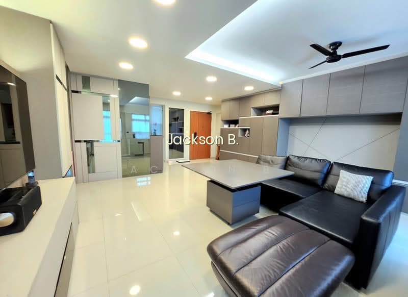 470C UPPER SERANGOON CRESCENT photo 3