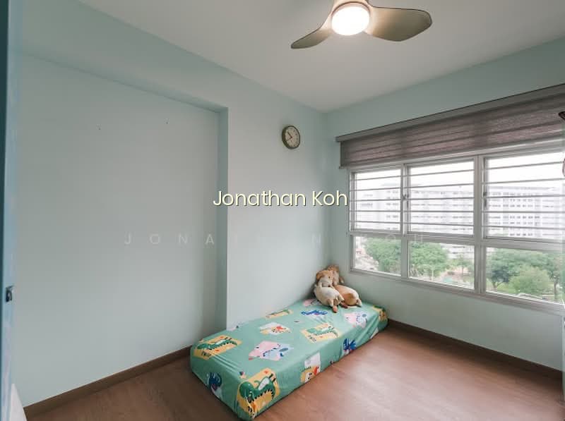 876C TAMPINES AVENUE 8 photo 5