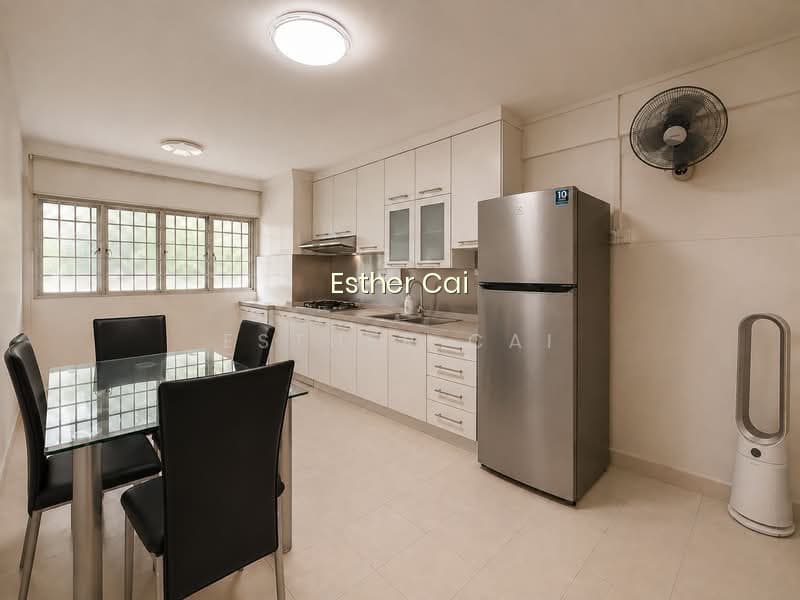 706 YISHUN AVENUE 5 photo 4