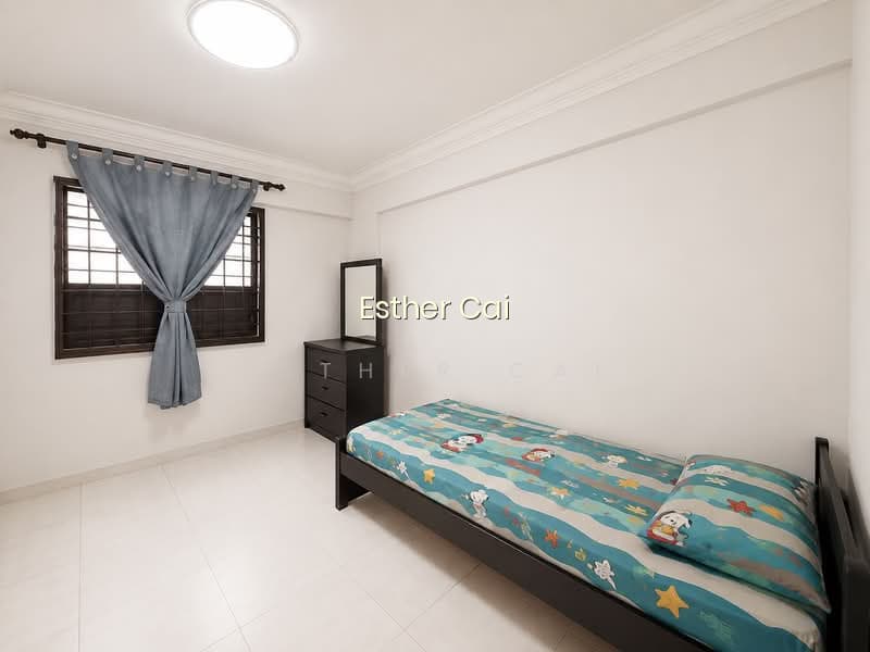 706 YISHUN AVENUE 5 photo 6