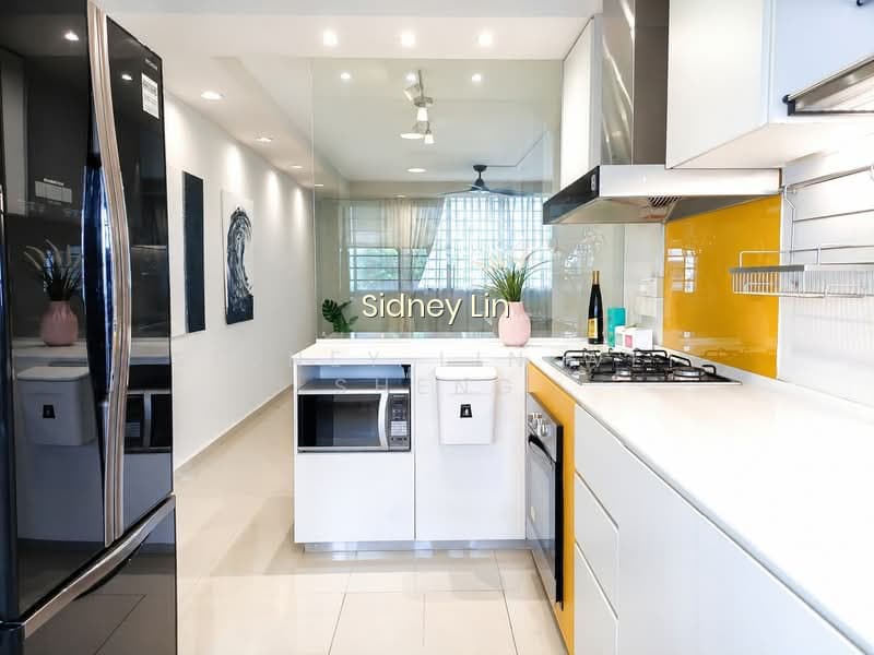 234 SERANGOON AVENUE 3 photo 2
