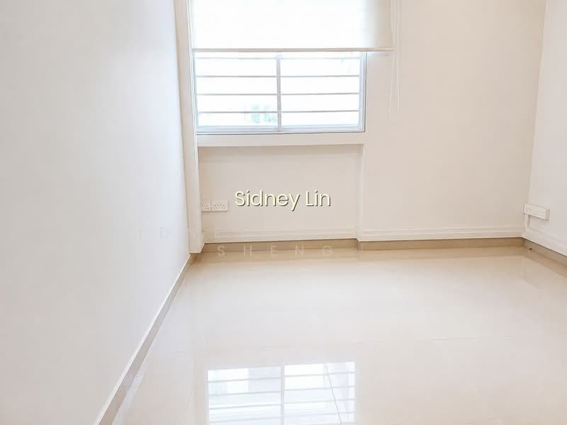 234 SERANGOON AVENUE 3 photo 4