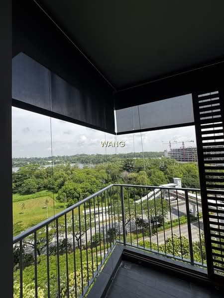 Q BAY RESIDENCES photo 2