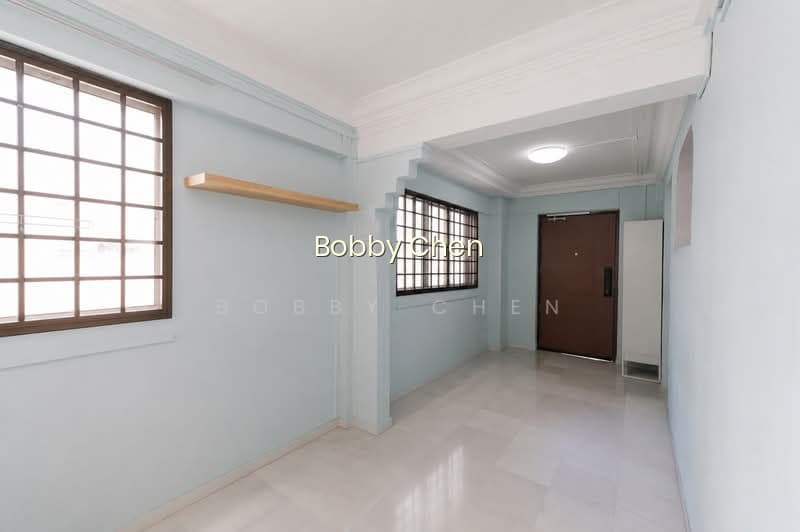 661 YISHUN AVENUE 4 image 1 of 10