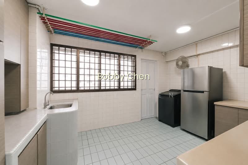 661 YISHUN AVENUE 4 photo 5