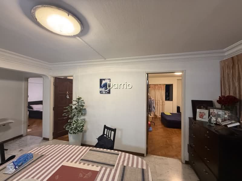 649 HOUGANG AVENUE 8 image 1 of 10