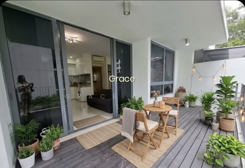 8 @ WOODLEIGH image 1 of 10