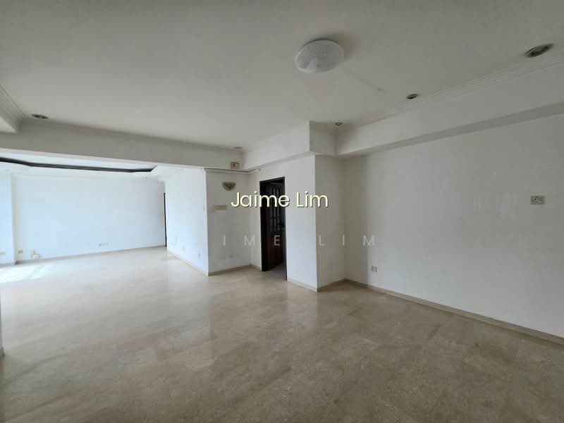 AVA TOWERS photo 3