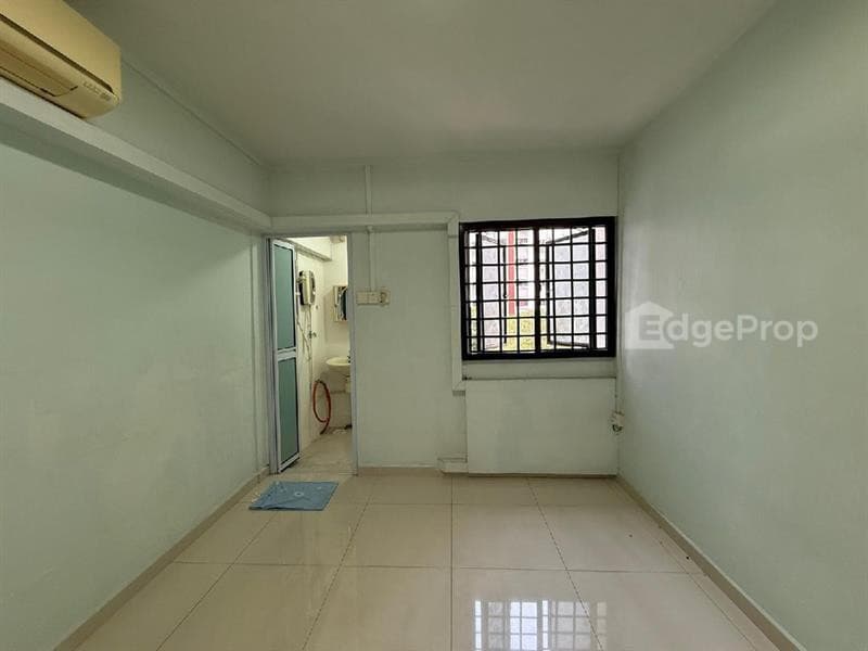 223 ANG MO KIO AVENUE 1 photo 4