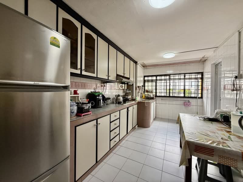 176 ANG MO KIO AVENUE 4 photo 4