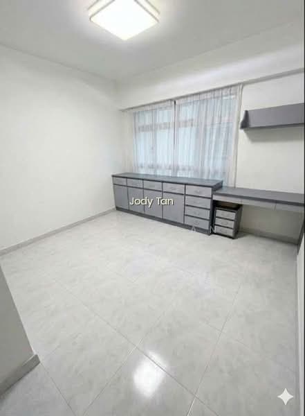 542 SERANGOON NORTH AVENUE 4 image 1 of 10