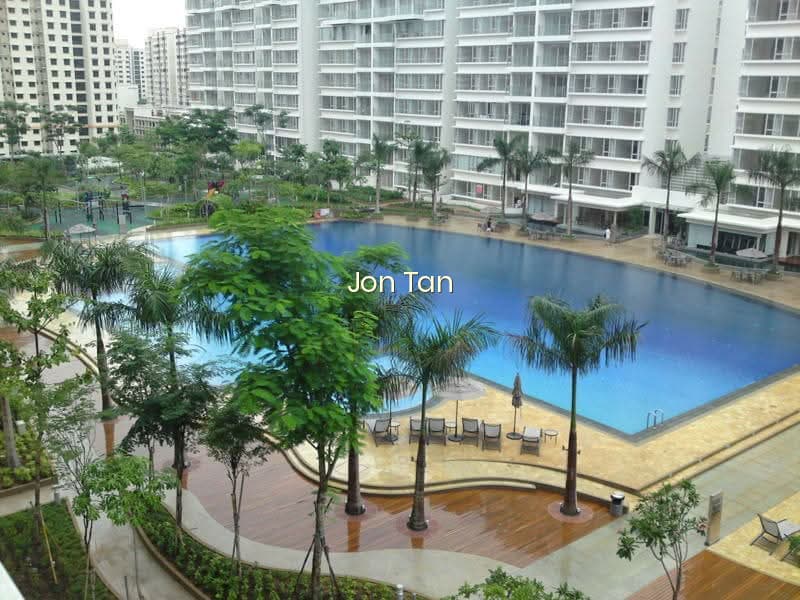 THE CENTRIS photo 6