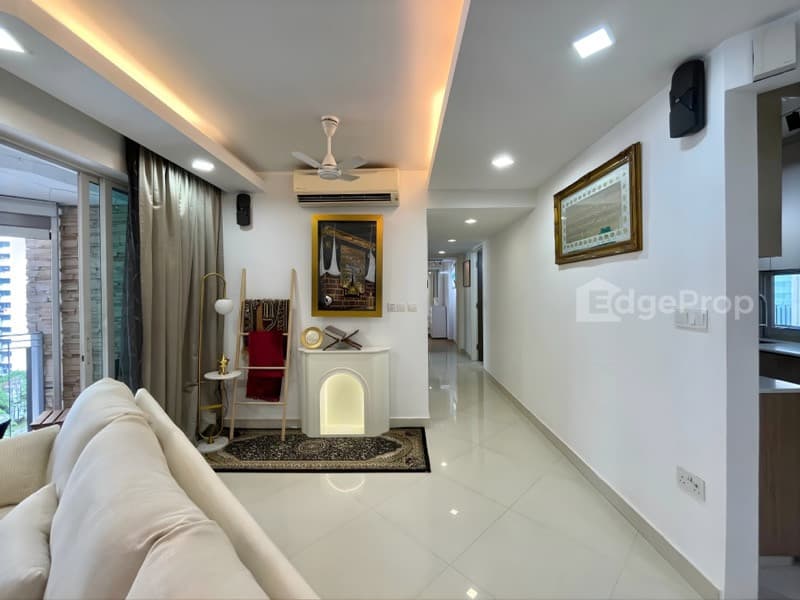 588D ANG MO KIO STREET 52 image 1 of 10