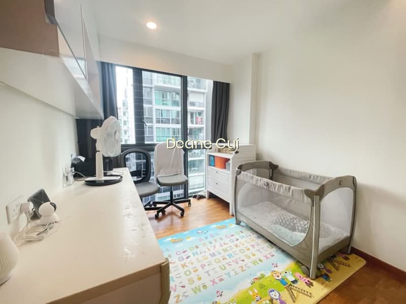 ESPARINA RESIDENCES 9