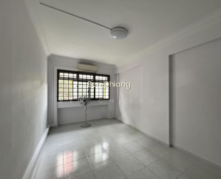 316 TAMPINES STREET 33 photo 5