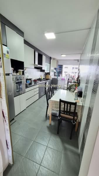 330 SERANGOON AVENUE 3 photo 4