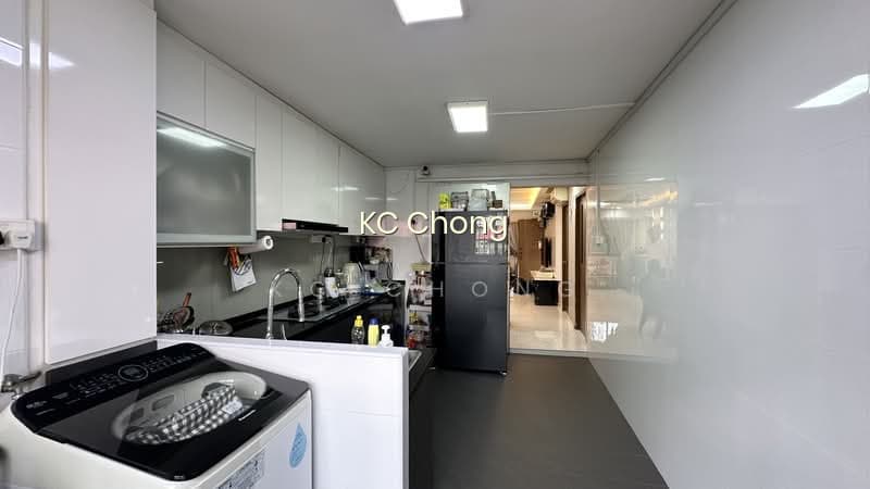 241 JURONG EAST STREET 24 photo 6