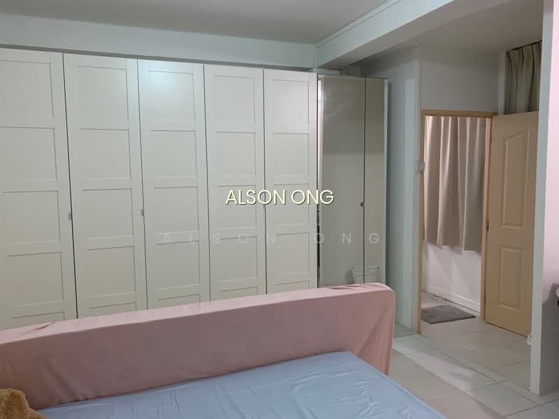 18 TIONG BAHRU ROAD photo 3