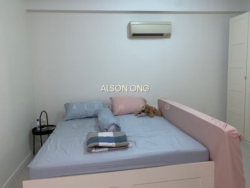 18 TIONG BAHRU ROAD photo 4