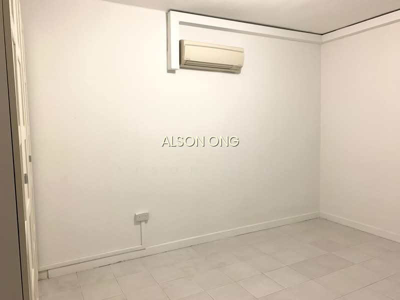 18 TIONG BAHRU ROAD photo 5