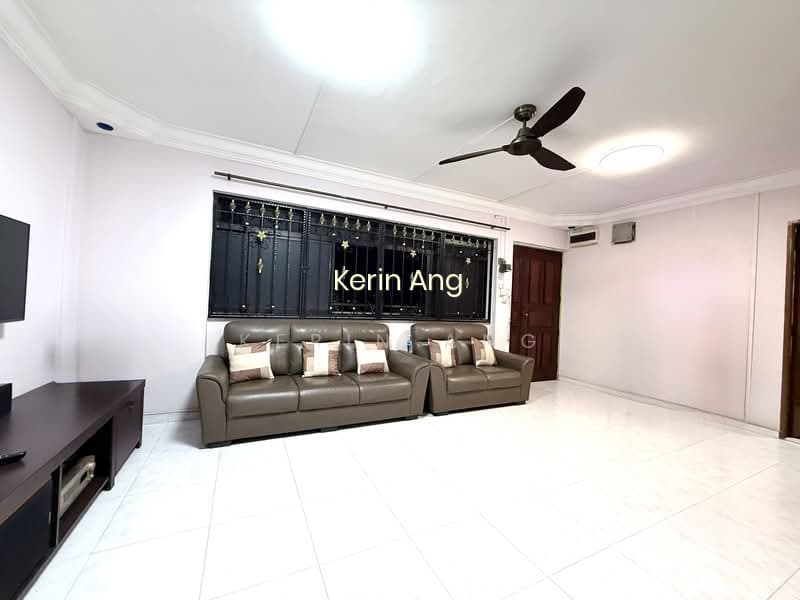 352 ANG MO KIO STREET 32 photo 2