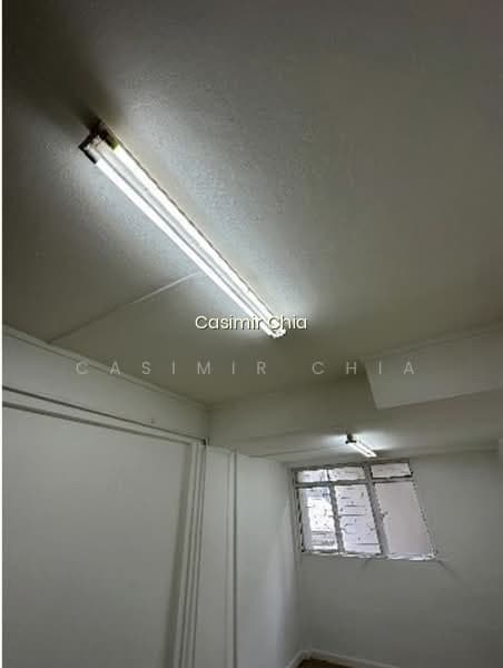 720 ANG MO KIO AVENUE 6 image 1 of 3
