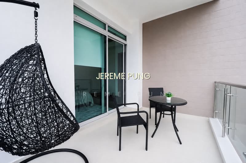 RESIDENCES @ EMERALD HILL photo 4