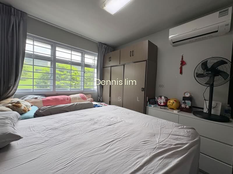 463B SEMBAWANG DRIVE photo 3