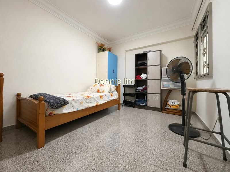 183D RIVERVALE CRESCENT photo 3