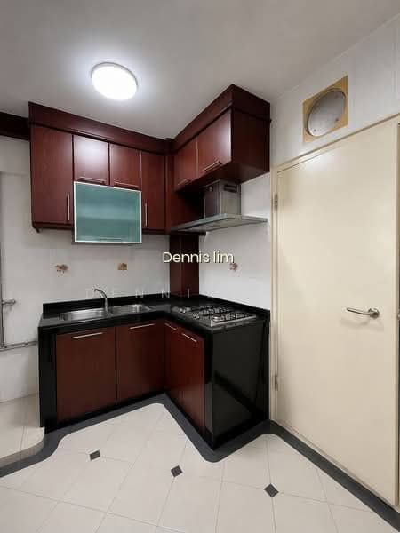 183D RIVERVALE CRESCENT photo 5