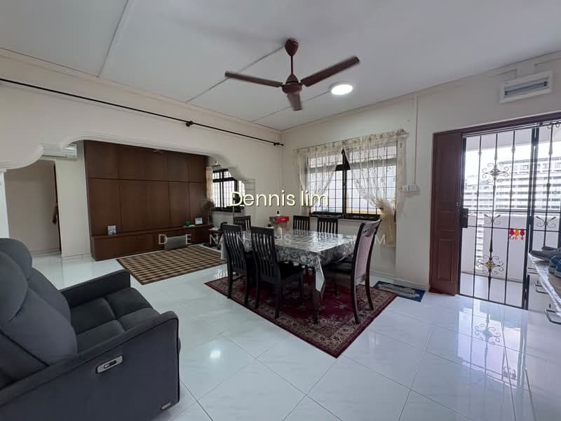 224D COMPASSVALE WALK image 1 of 9