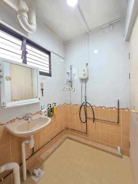 317 JURONG EAST STREET 31 photo 2
