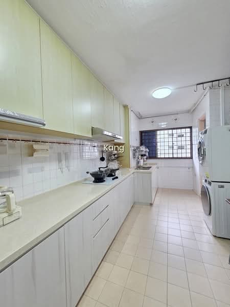 317 JURONG EAST STREET 31 photo 3