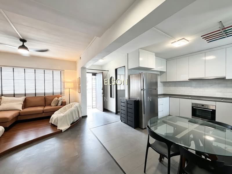 51 TEBAN GARDENS ROAD photo 2
