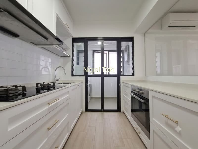 112B ALKAFF CRESCENT photo 5