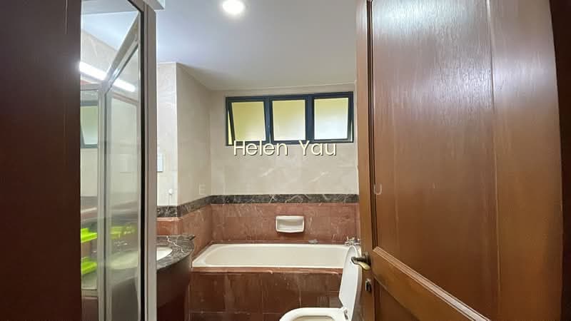 WESTCOVE CONDO photo 2