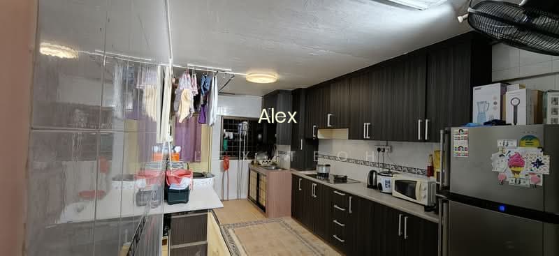 32 MARSILING DRIVE photo 5