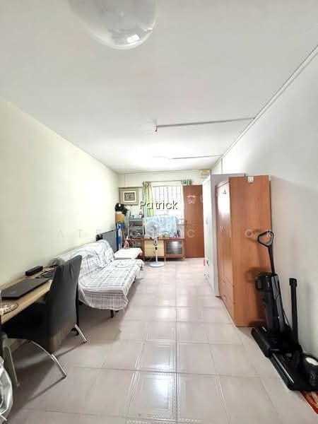 404 HOUGANG AVENUE 10 image 1 of 10
