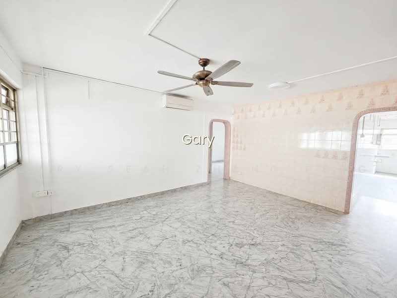 179 ANG MO KIO AVENUE 5 image 1 of 10