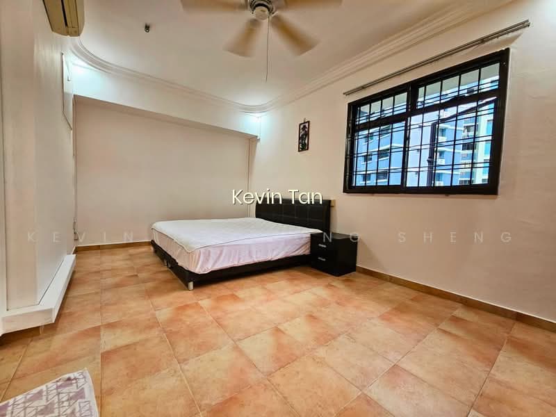 731 TAMPINES STREET 71 photo 3