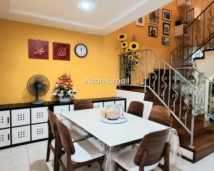 648 WOODLANDS RING ROAD photo 2