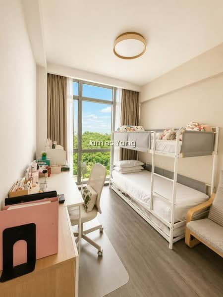 HILLVIEW REGENCY photo 2