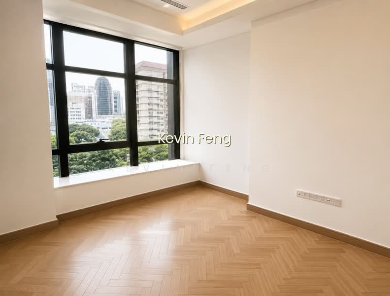 THE RITZ-CARLTON RESIDENCES