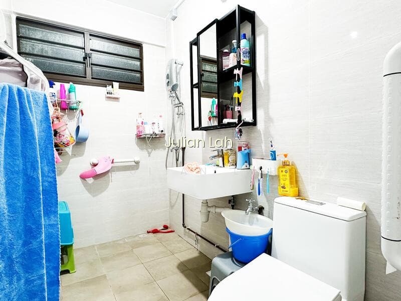 156 BISHAN STREET 13 photo 3