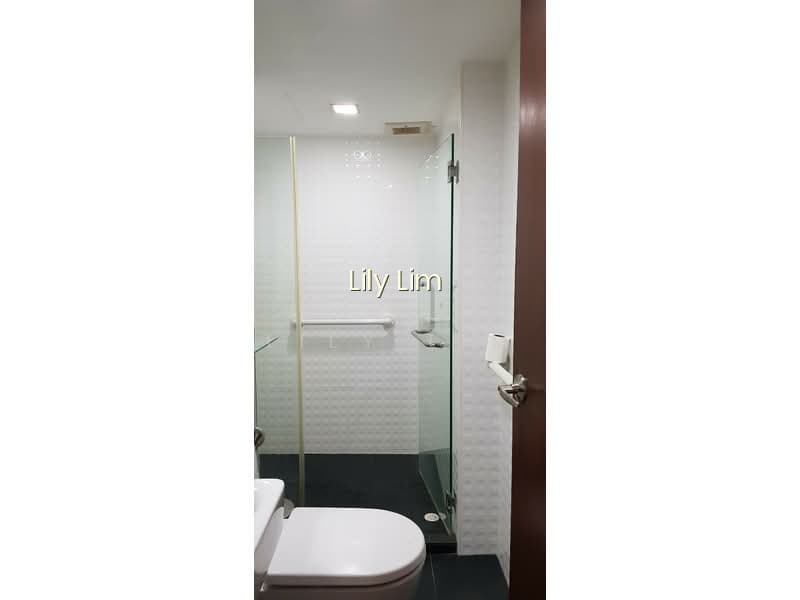 INTERNATIONAL PLAZA photo 6