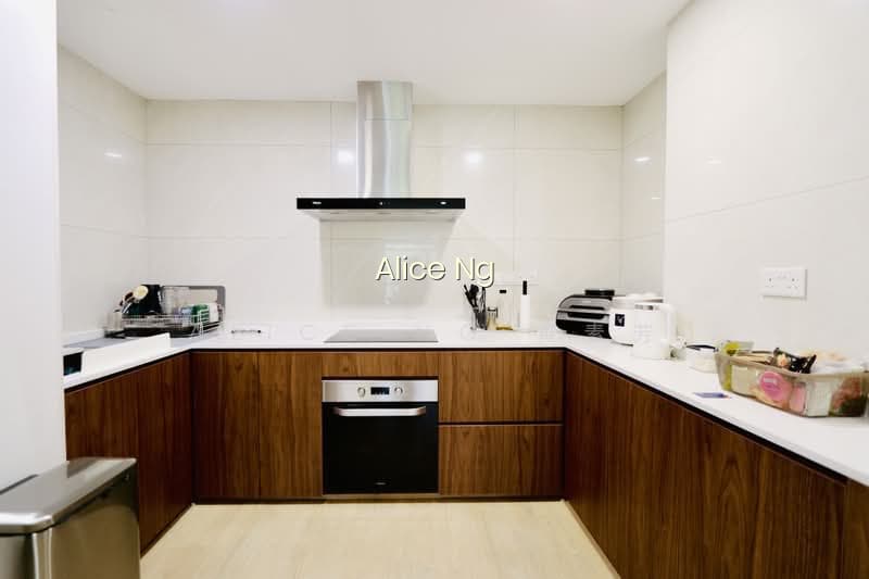RIVER PLACE photo 2