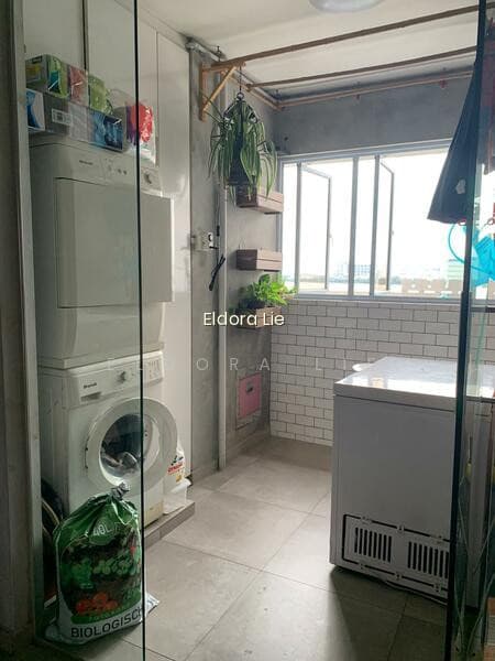 50 TEBAN GARDENS ROAD photo 2