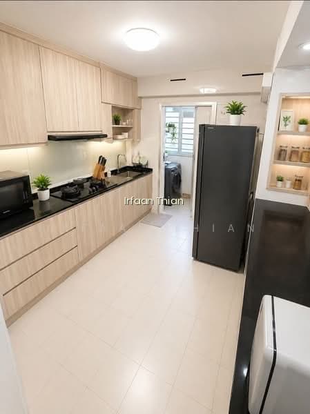 211 BOON LAY PLACE image 1 of 6