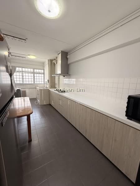 236 TAMPINES STREET 21 image 1 of 10