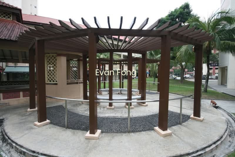 304 JURONG EAST STREET 32 photo 5